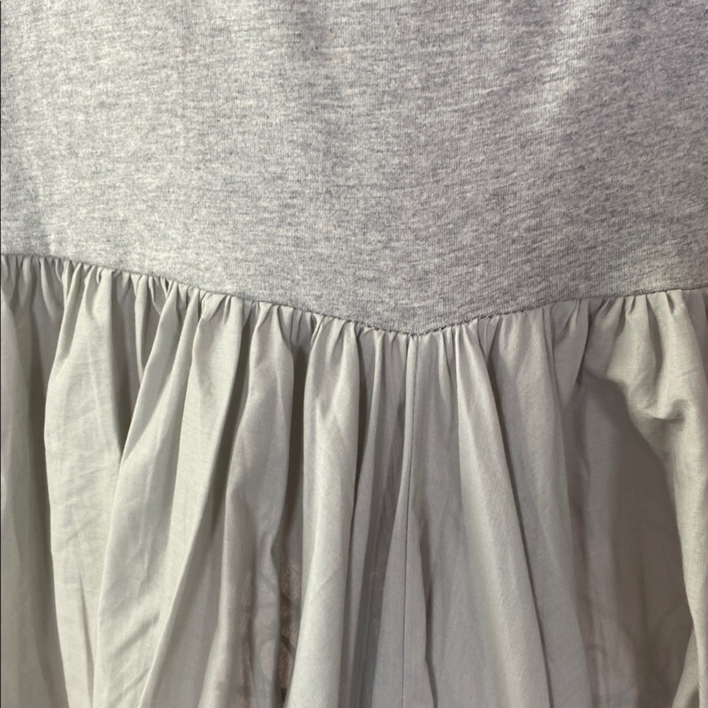 Asymmetrical Ruffle Back High-Low Top - Picture 4 of 4